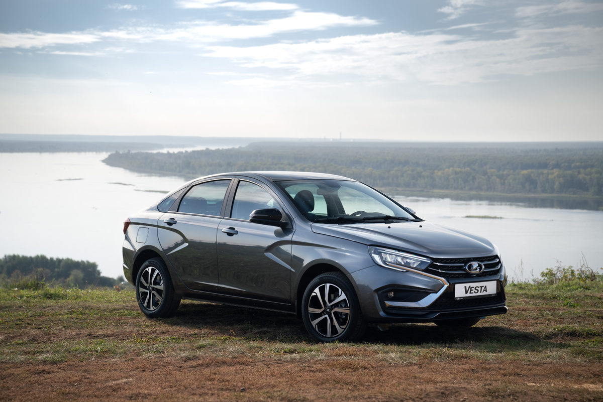 Lada Vesta - один из лидеров продаж сегмента рынка.