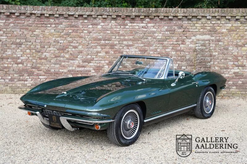 Chevrolet Corvette C2 StingRay