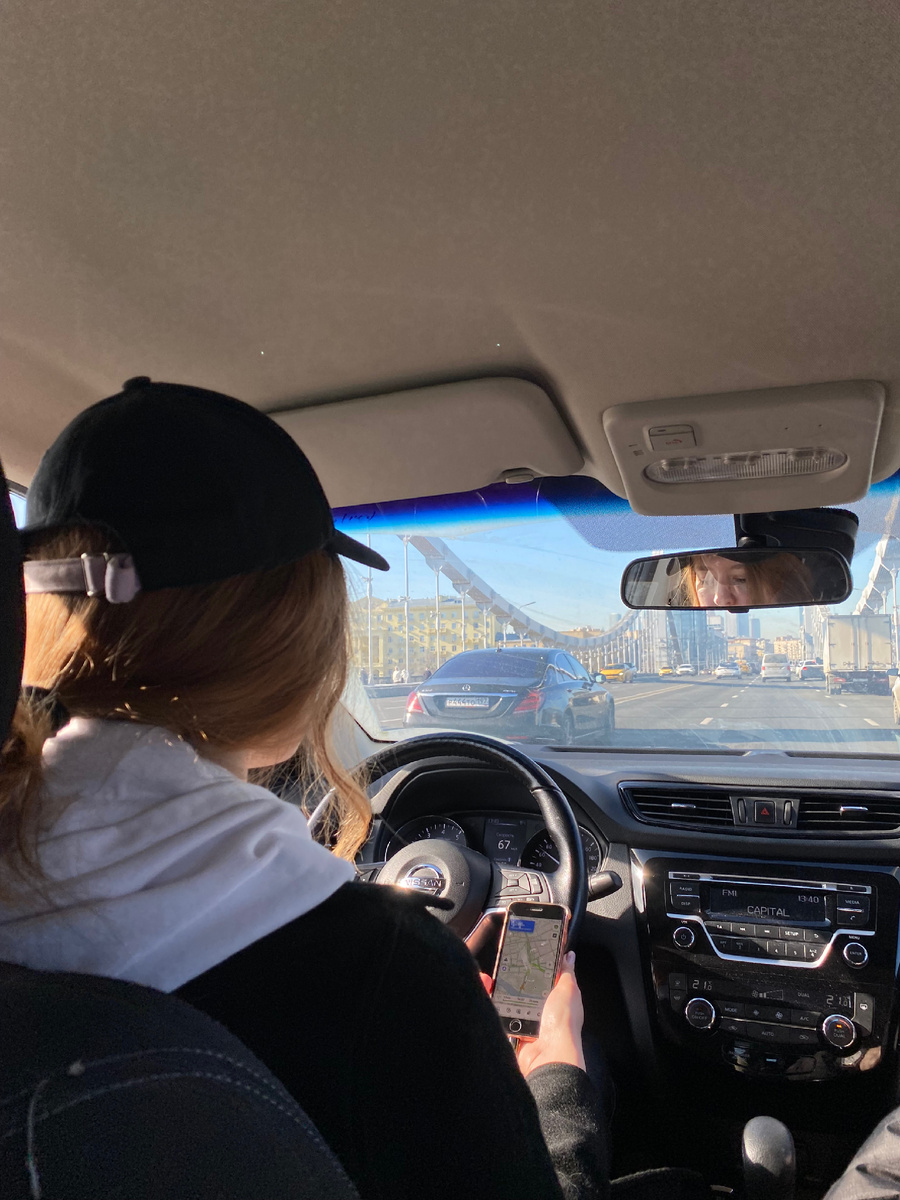 На каршеринге по Москве сложно, особенно когда навигатор глючит 