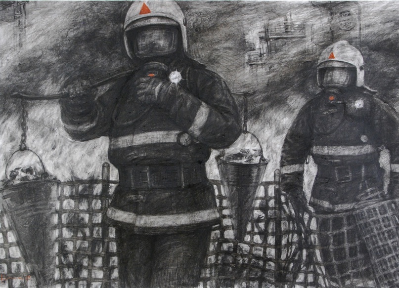 Иванищев Роман. Огнеборцы. 2025 Ватман/уголь 60х80. Первая работы из серии «Камни углем».