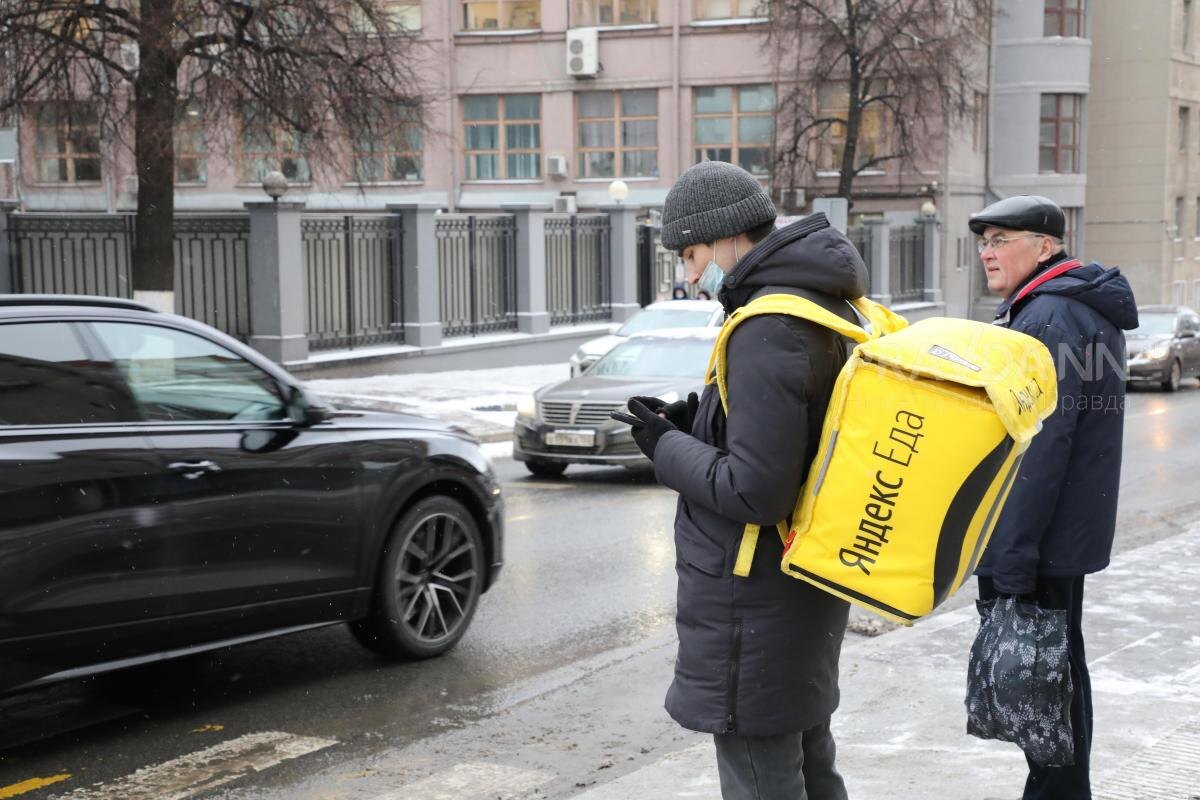    Наиболее востребованной профессией среди подростков в регионе остается курьер