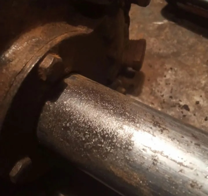 В таком состоянии был шток