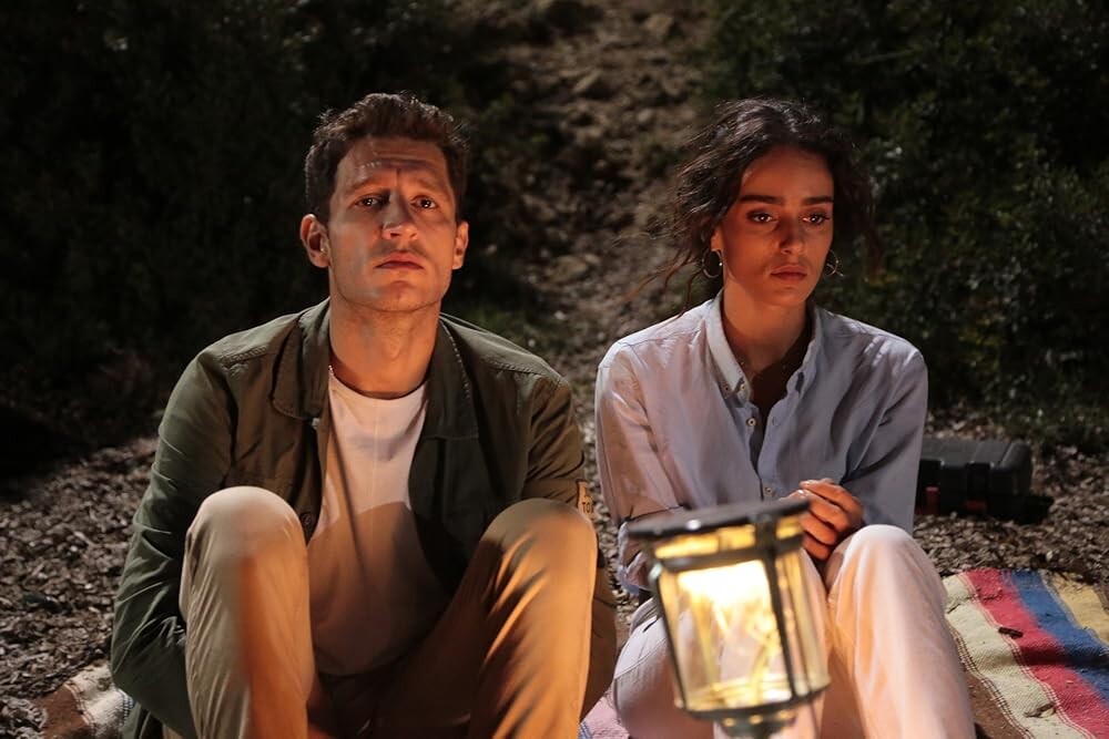 кадр из сериала ""Рыбка Эгейского моря"