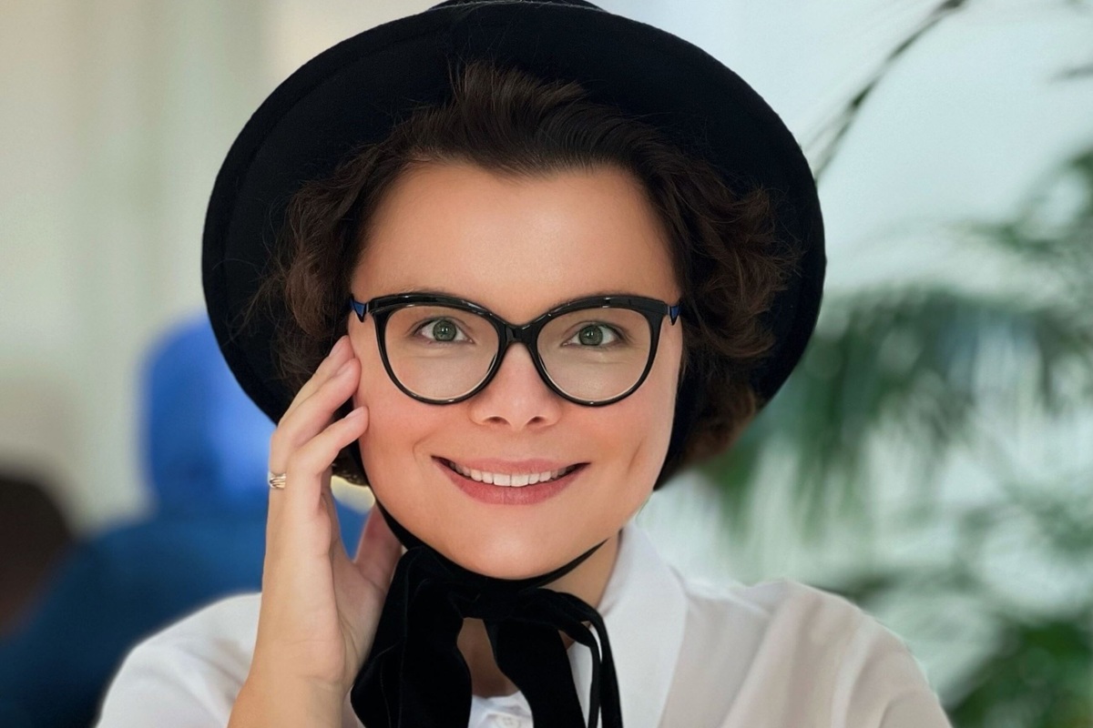     «Счастье!»: жена Евгения Петросяна заявила, что победила худрука Театра Сатиры