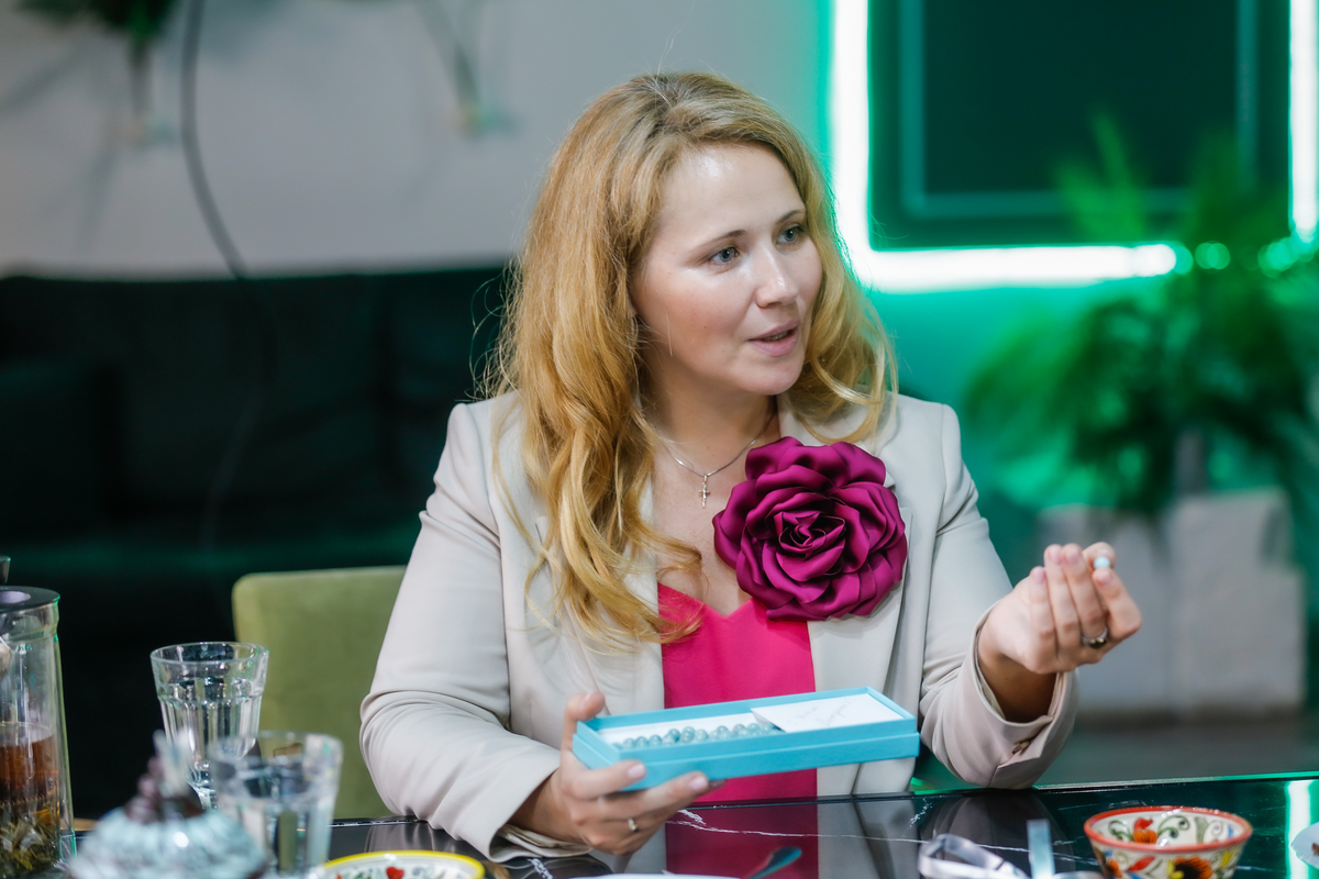 Елена Шуванникова
Елена Шуванникова, преподаватель Дипломатической академии МИД России, кандидат филологических наук