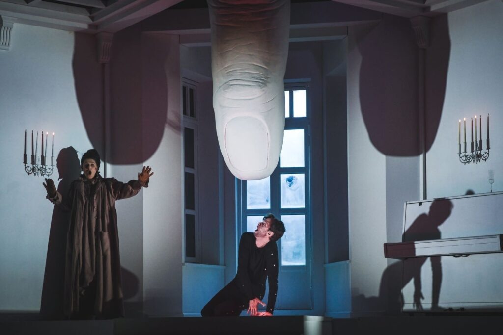    Источник фото: официальный сайт театра. Фотограф Игорь Червяков Источник фото: Театр To Go