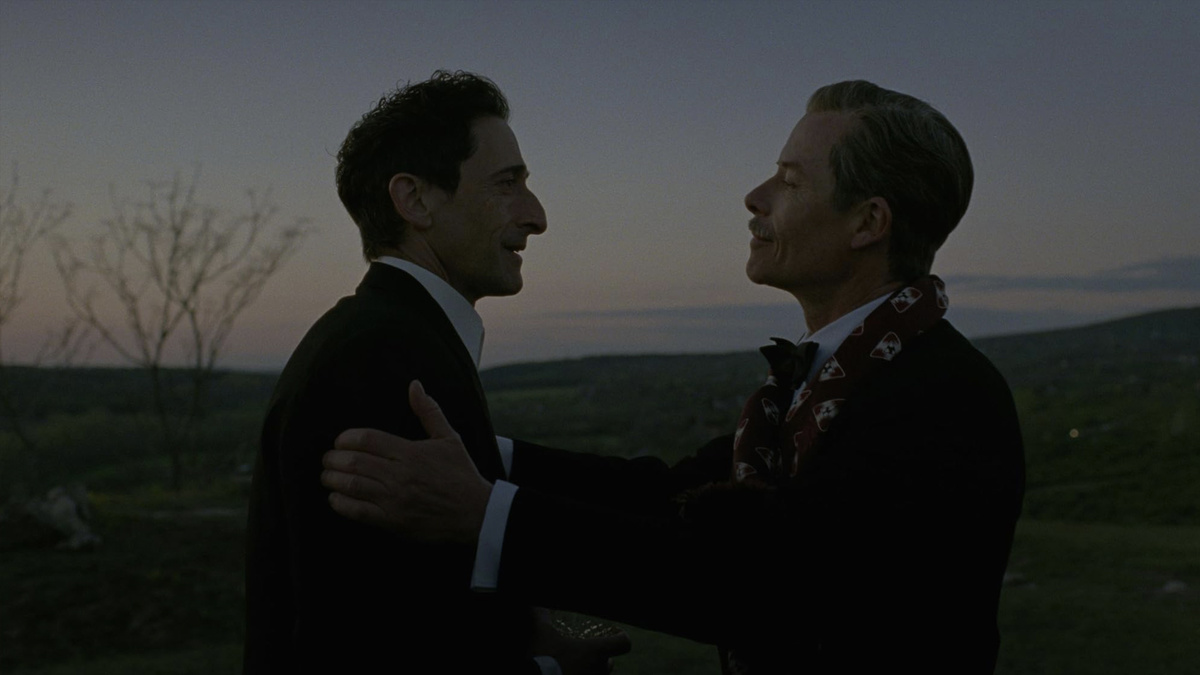 Кадр из фильма "Бруталист"