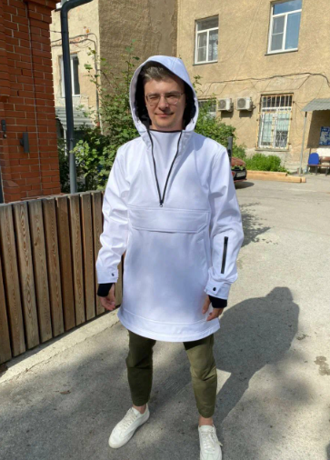 Первый отшитый образец будущего анорака AD