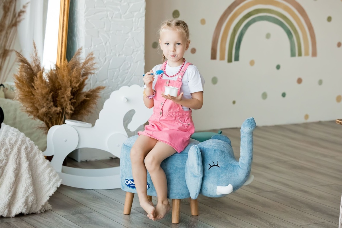 Мы помним всю жизнь тепло маминых рук, любимые игрушки, вкус молока 