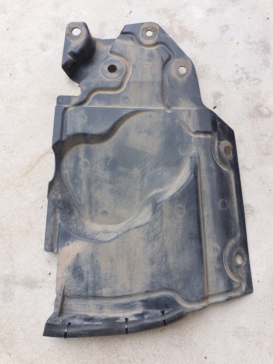 Одел разрезаный шланг и закрепил стяжками.