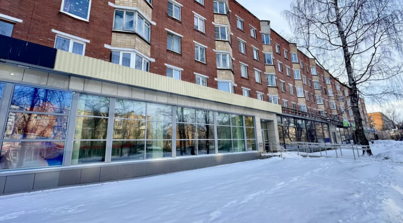    Бывшее помещение Сбера в Петрозаводске продают за 24 млн рублейАвито