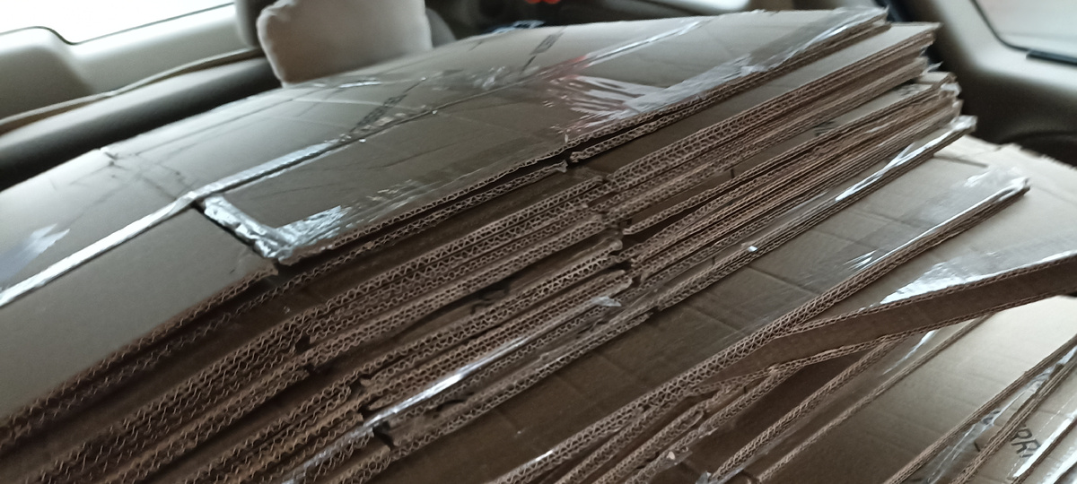 30 коробок везу домой