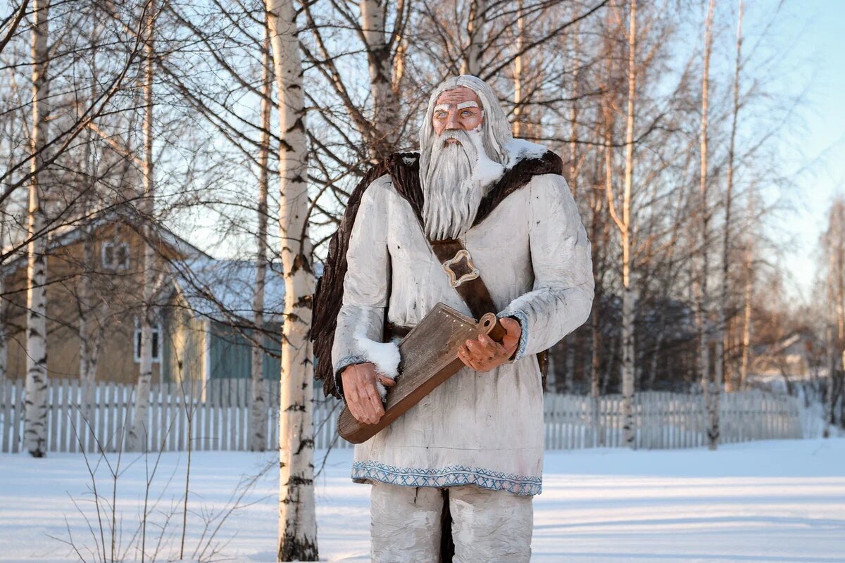    Вяйнямёйнен в поселке Калевала. Фото: "Республика" / Оксана Кудряшова