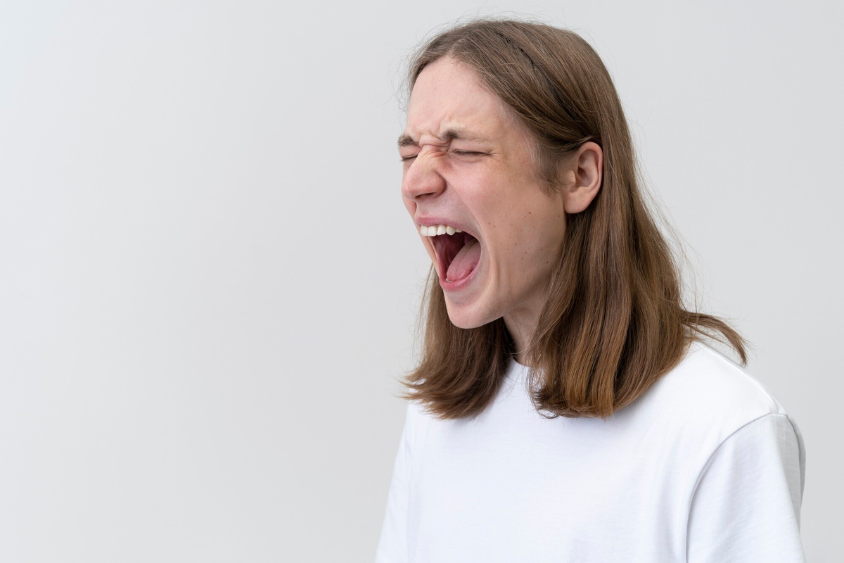 Пособия как новый вид социальной зависимости и истерии