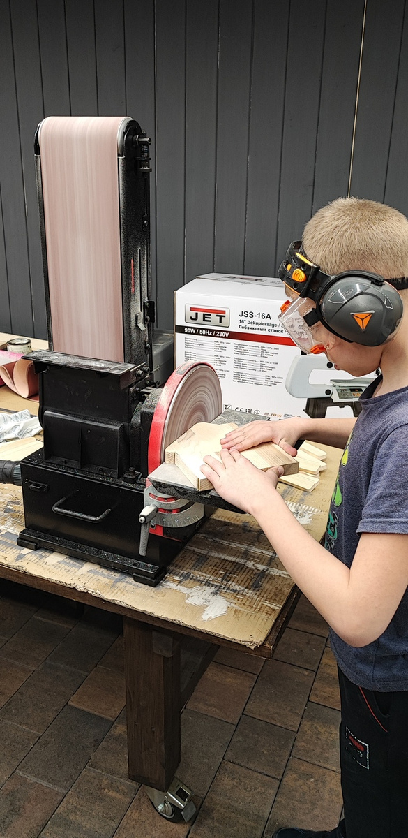 Листайте вправо, чтобы увидеть больше изображений