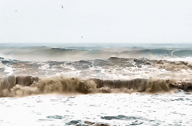 Шторм в Черном море