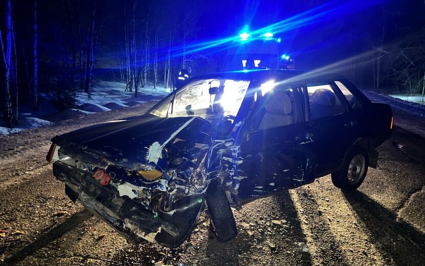    Пьяный водитель пострадал в столкновении с грузовиком и кроссовером в Удмуртии