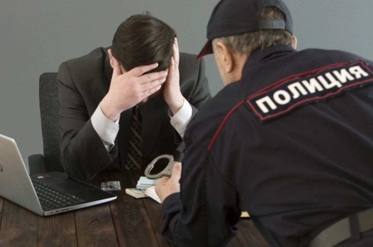    Получившего большую взятку оставили под стражей в Забайкалье