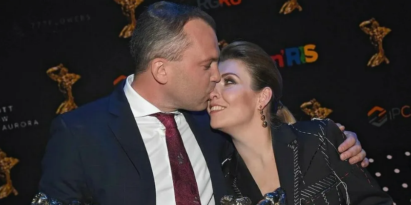 Сладкая жизнь "сладкой парочки" на ТВ.