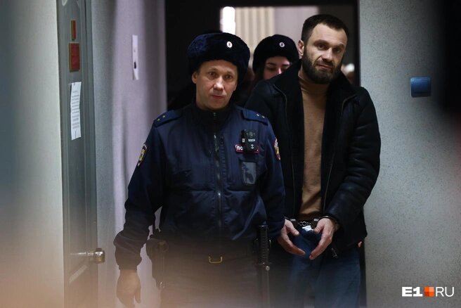 Гасанова арестовали на время следствия. Источник: 
Владислав Лоншаков / E1.RU