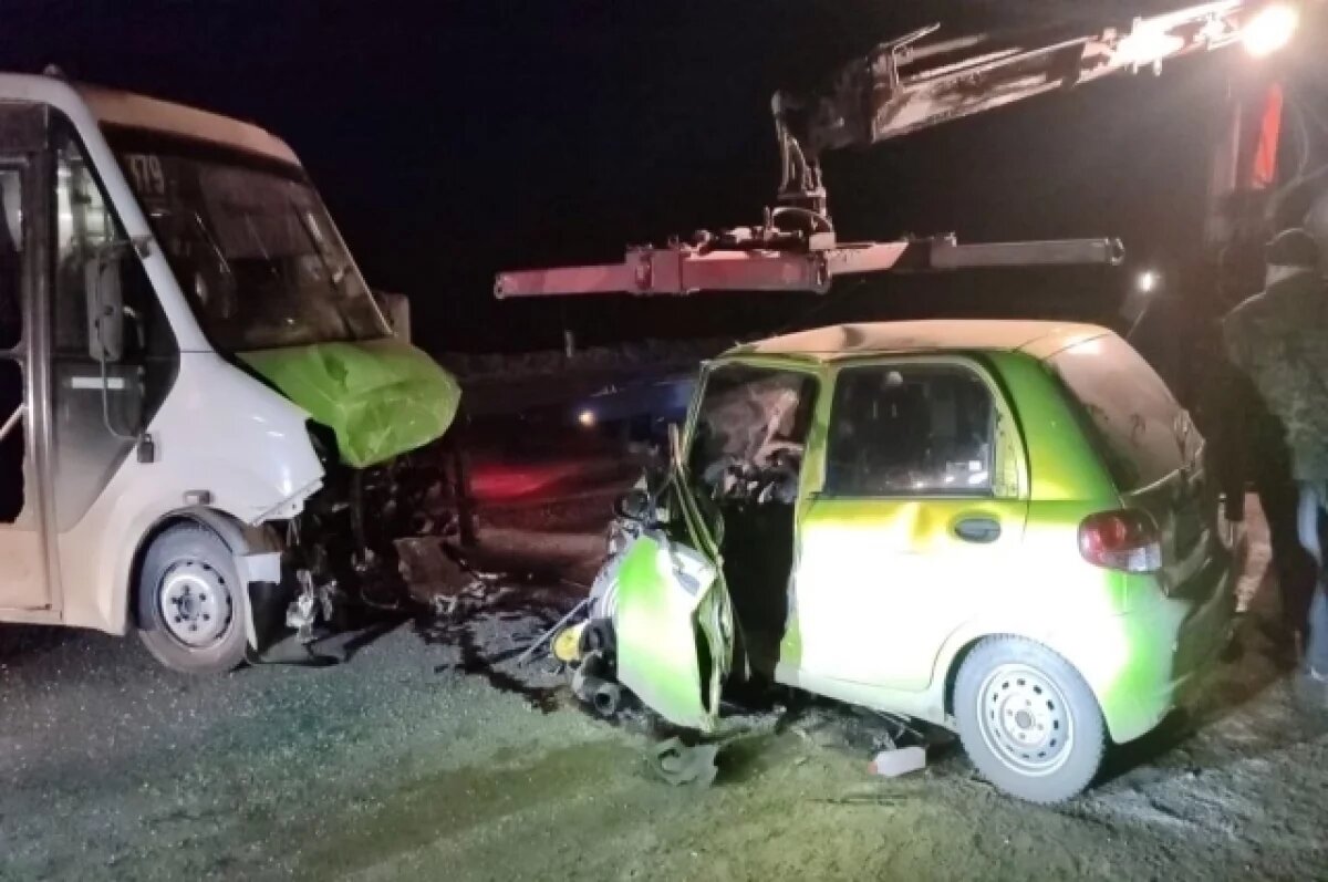    В ДТП с автобусом под Магнитогорском пострадали десять человек