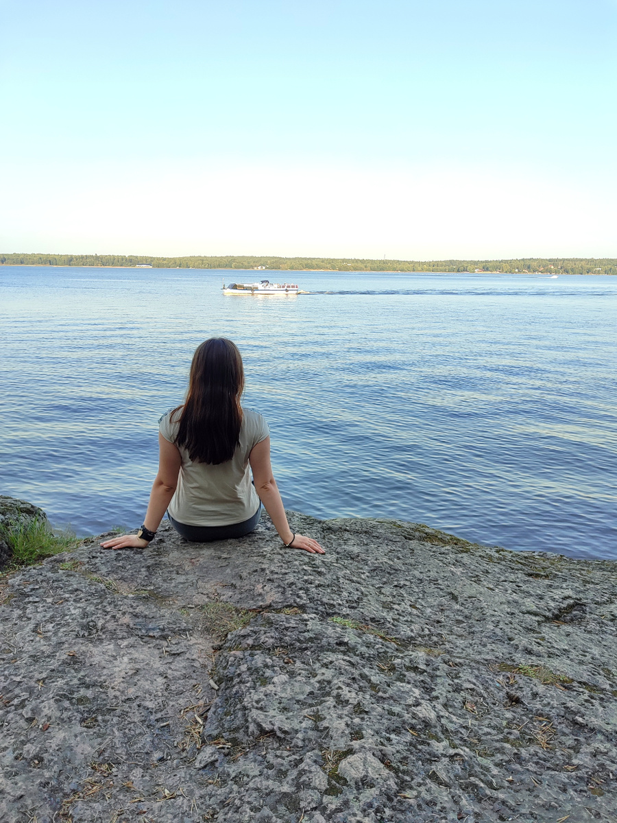 Автор на краю света