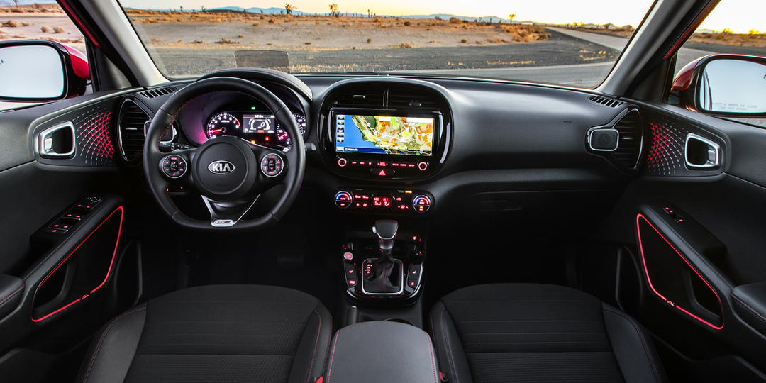 Дилеры до сих пор не могут продать Kia и Hyundai 2022 года. Зачем тогда ждать возвращения корейских или японских марок в РФ?