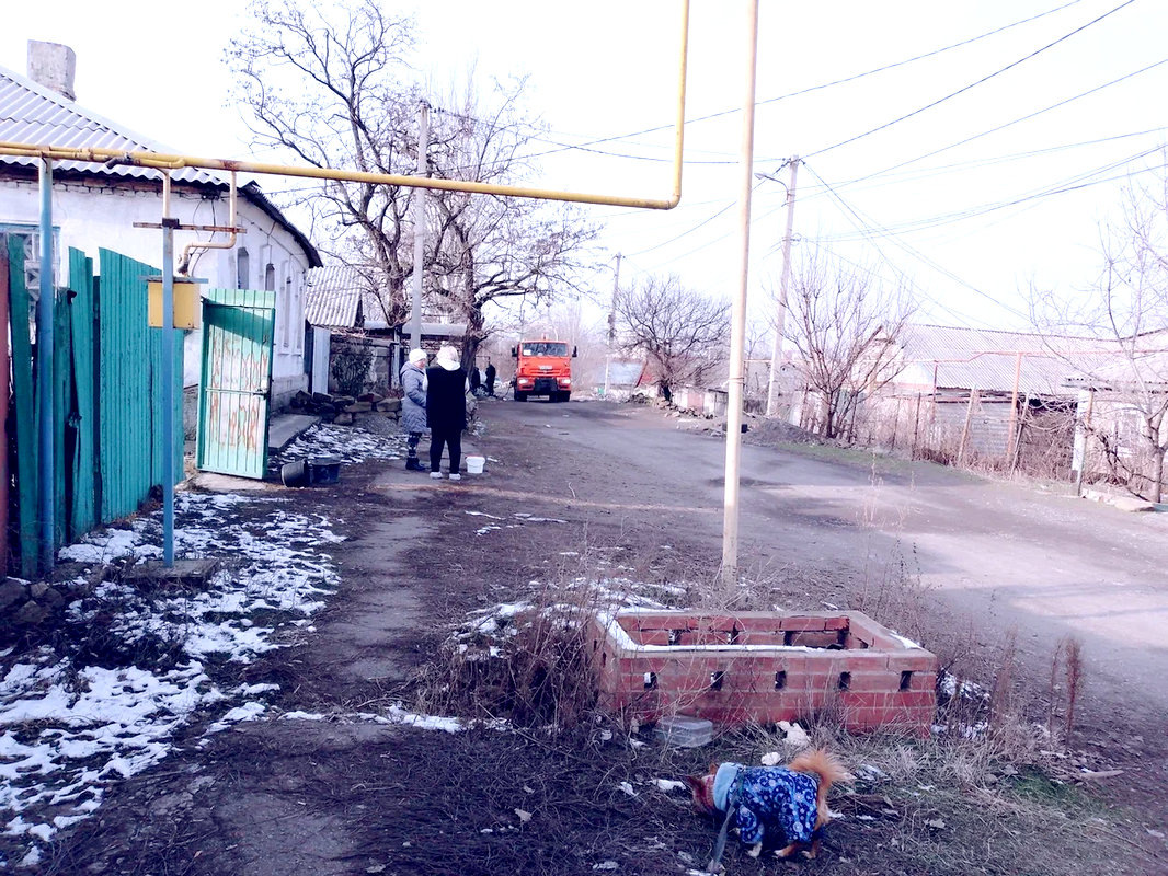 Машина с водой а ТВ нет.