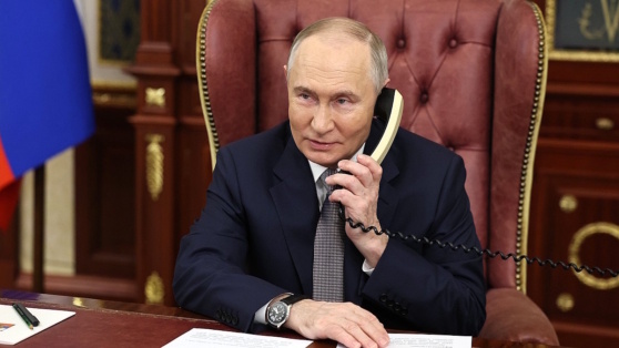    В Еврокомиссии сочли разговор Путина и Трампа началом урегулирования конфликта на Украине Виктория Шварц