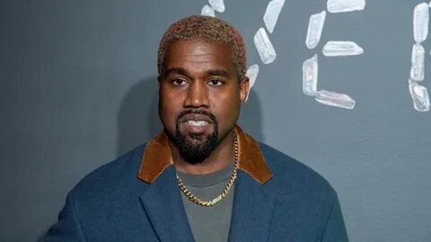 Канье Уэст на показе Versace, 2018 год.