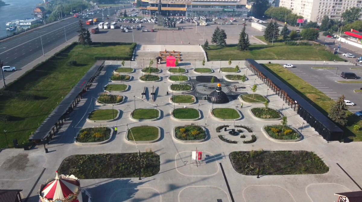 площадь у Нижегородской ярмарки