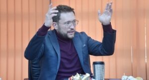    ???????????????????????????????????? Александр Бочкарев