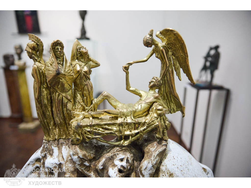  
Фрагмент экспозиции «По моему мнению / Meo Voto» Дмитрия Тугаринова в Российской Академии художеств (Москва, Пречистенка, 21). Фото: Виктор Берёзкин, пресс-служба РАХ. 2025 год.
