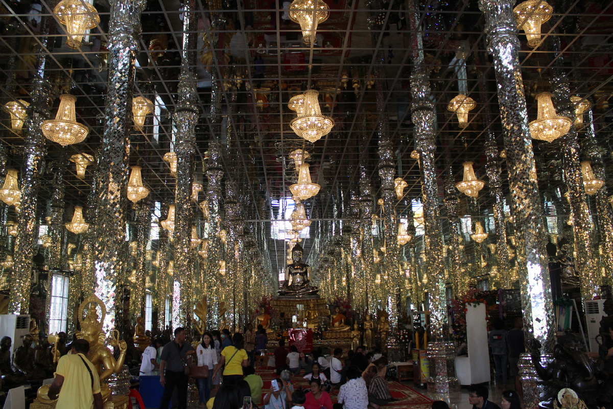 Вот: тут все видно и Будду тоже