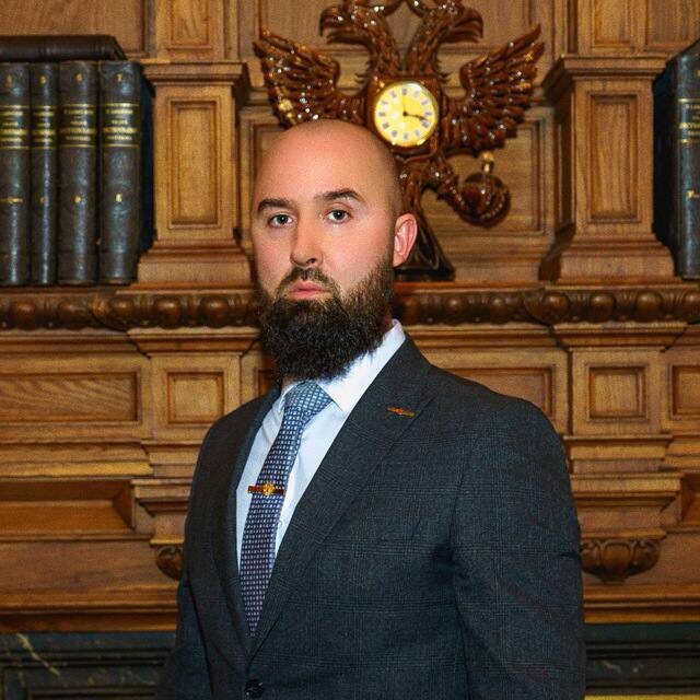    Алексей Доссон — советник генерального директора компании «ЭНЕРГОПЛАСТ», политический консультант, муниципальный депутат. фотопресс-службы «Экспертный клуб Петербурга».