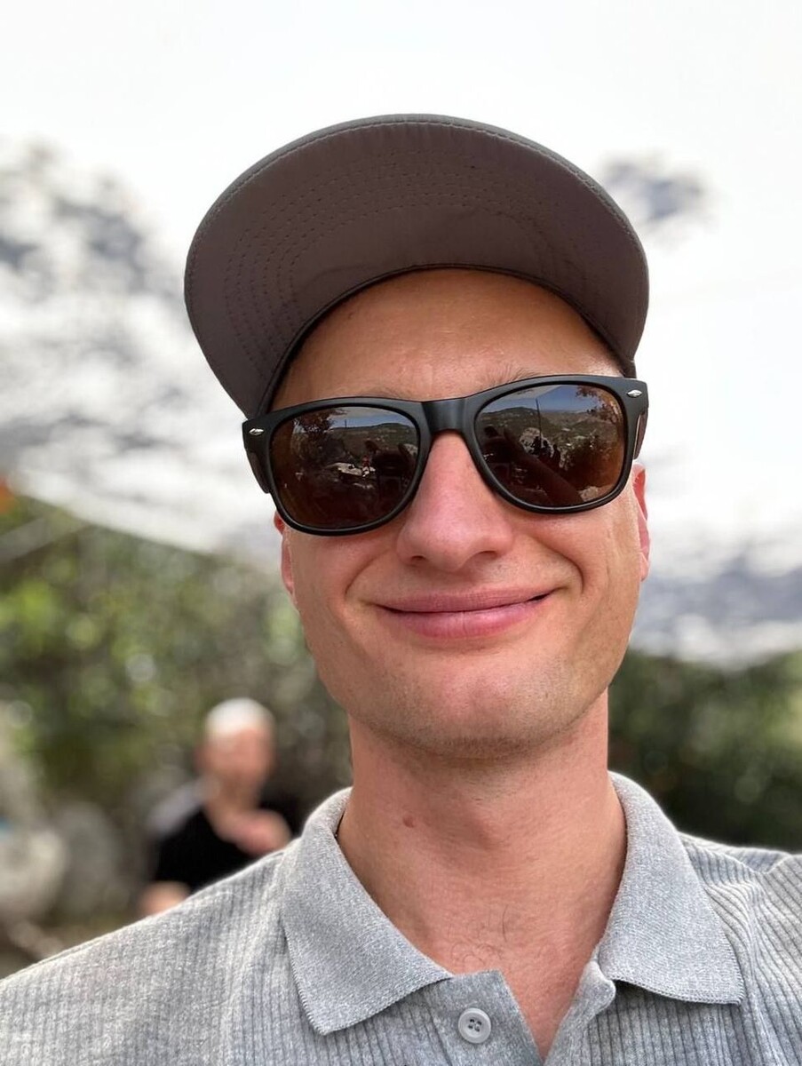 как продвигать услуги на авито