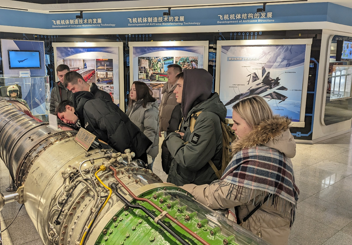 Студенты-целевики ОДК прошли двухнедельную стажировку в Китае © ОДК