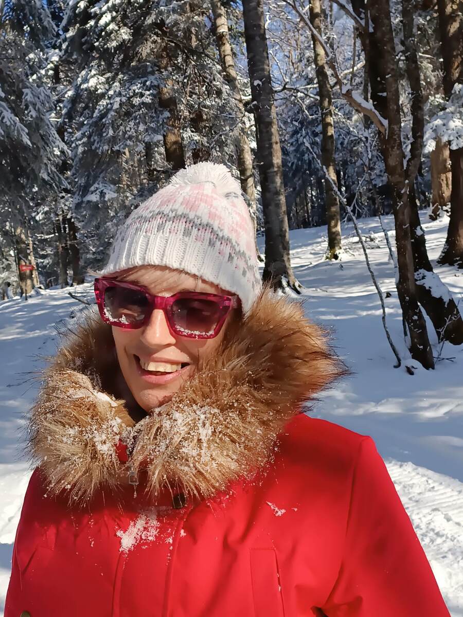 "Выгорать" не планирую. А вот загорать в феврале - пожалуйста! Из недавнего путешествия в Лаго-Наки вернулась с нехилым зимним загаром.🤣