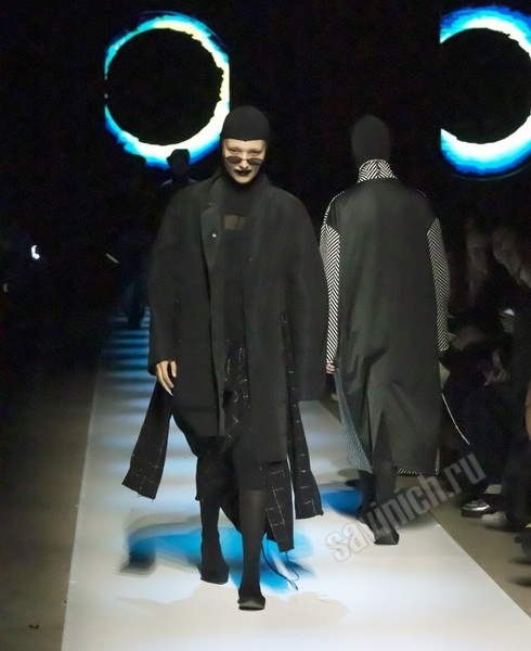 Третья Московская неделя моды. IANIS CHAMALIDY. Фото Галины Савинич
