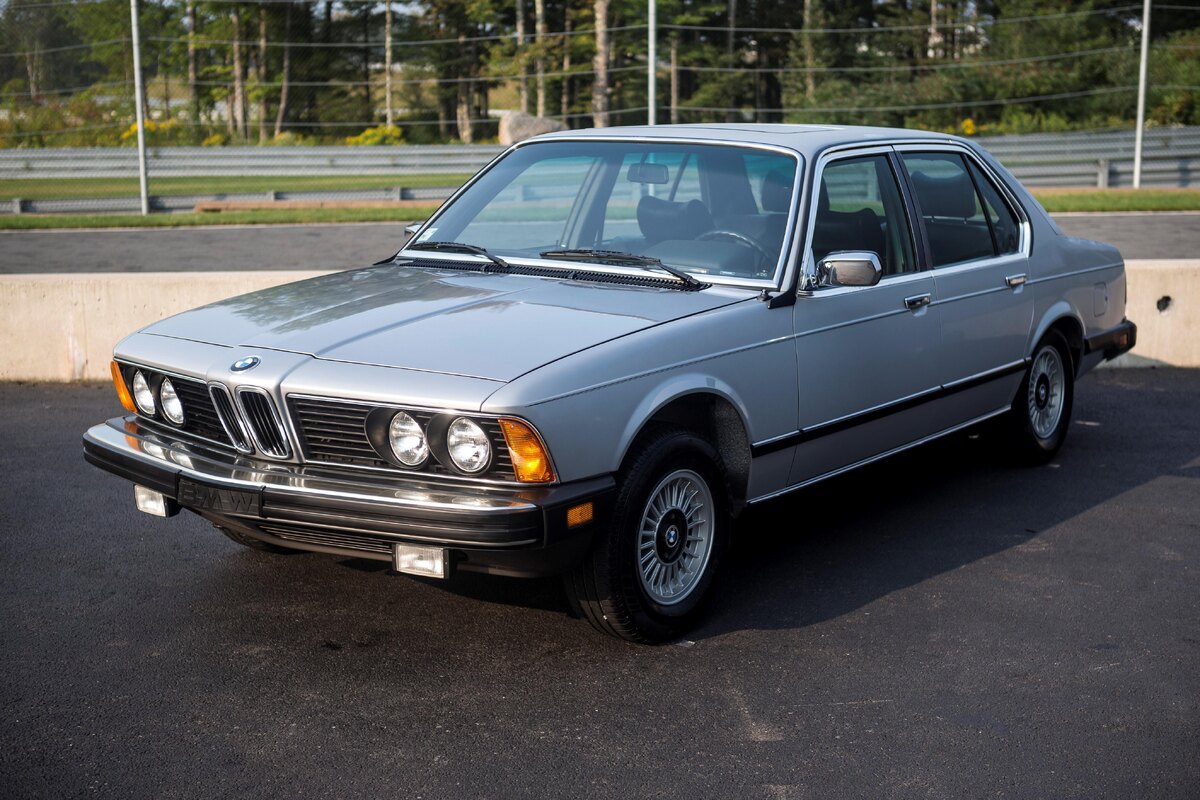 BMW e23 1977