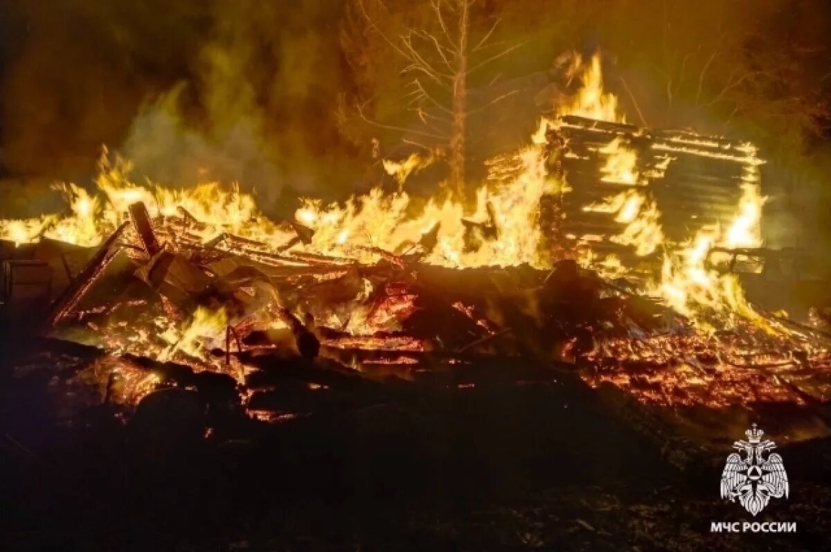    Из-за неисправной печи сгорел ещё один дом в Тверской области