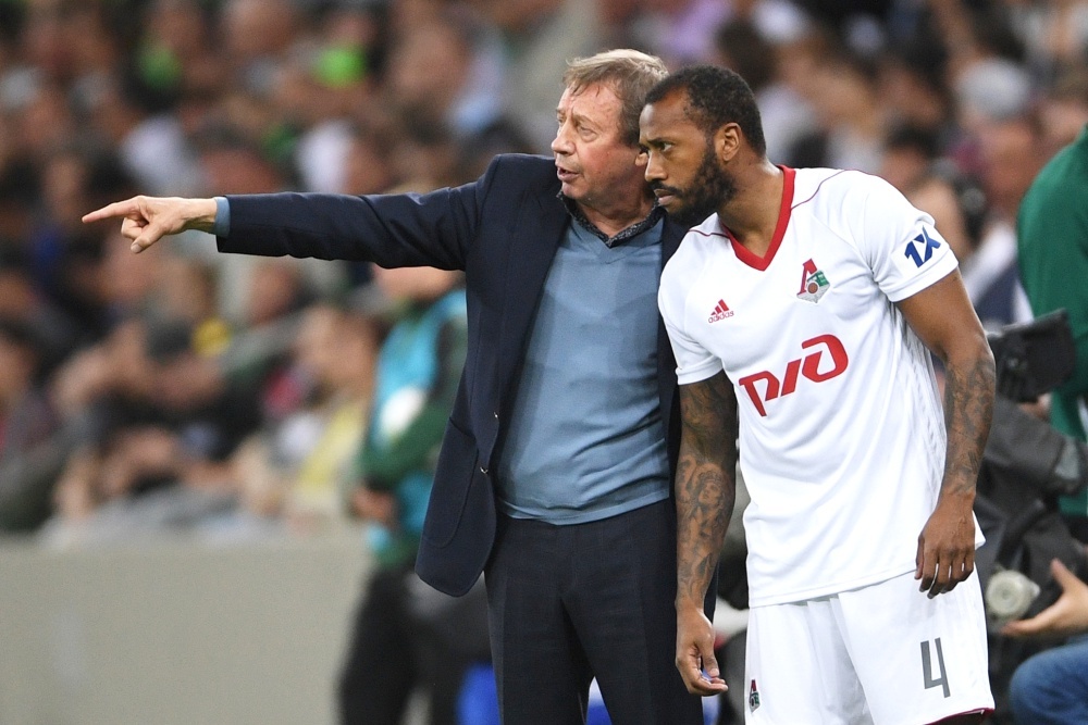    Мануэл Фернандеш стал чемпионом России и трехкратным обладателем Кубка под руководством Юрия Семина. / РИА Новости