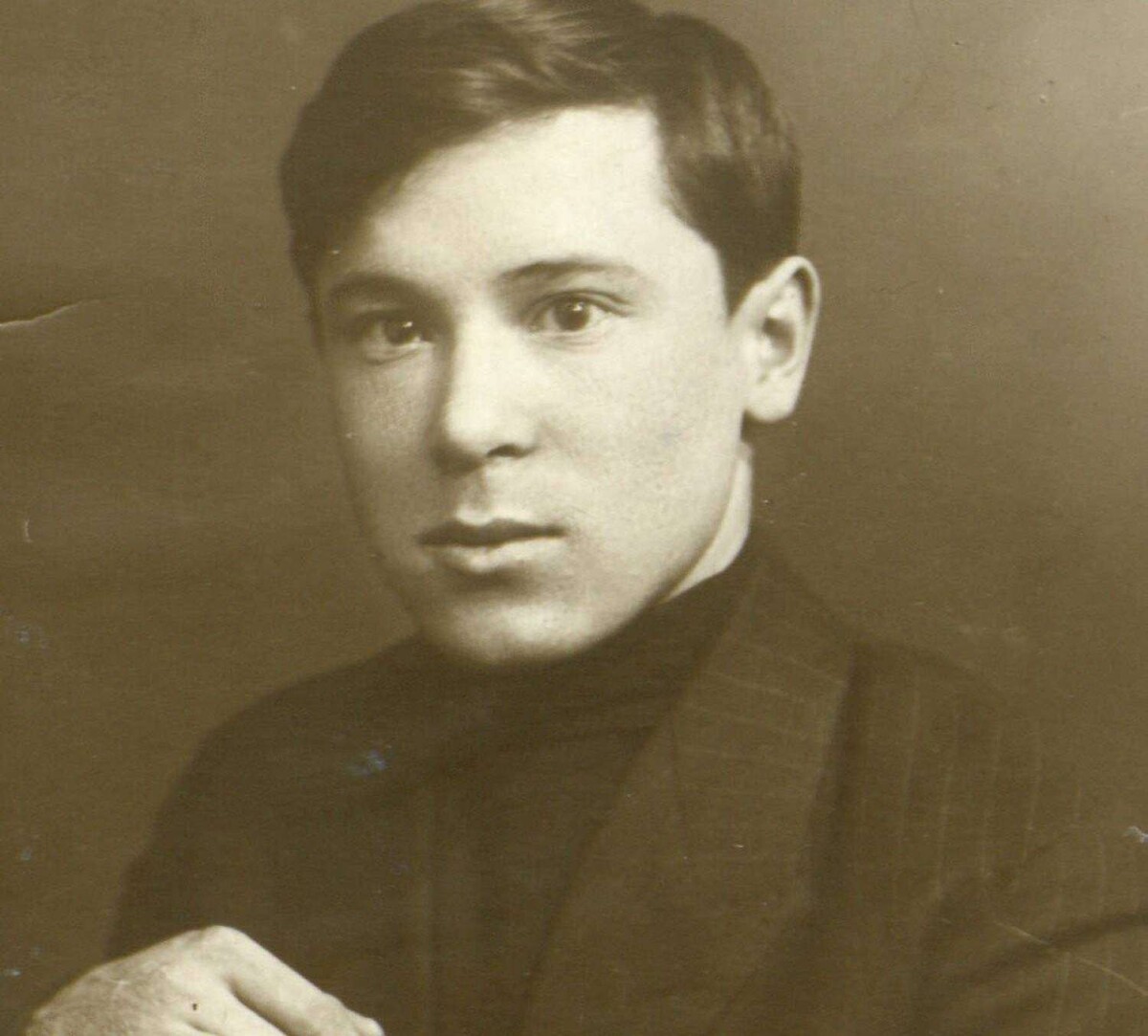 Муса Джалиль. www.culture.ru.jpg