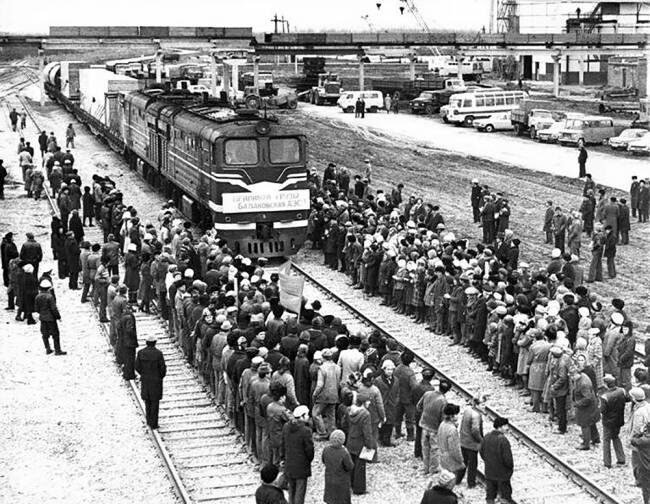 Предоставил Dampflok