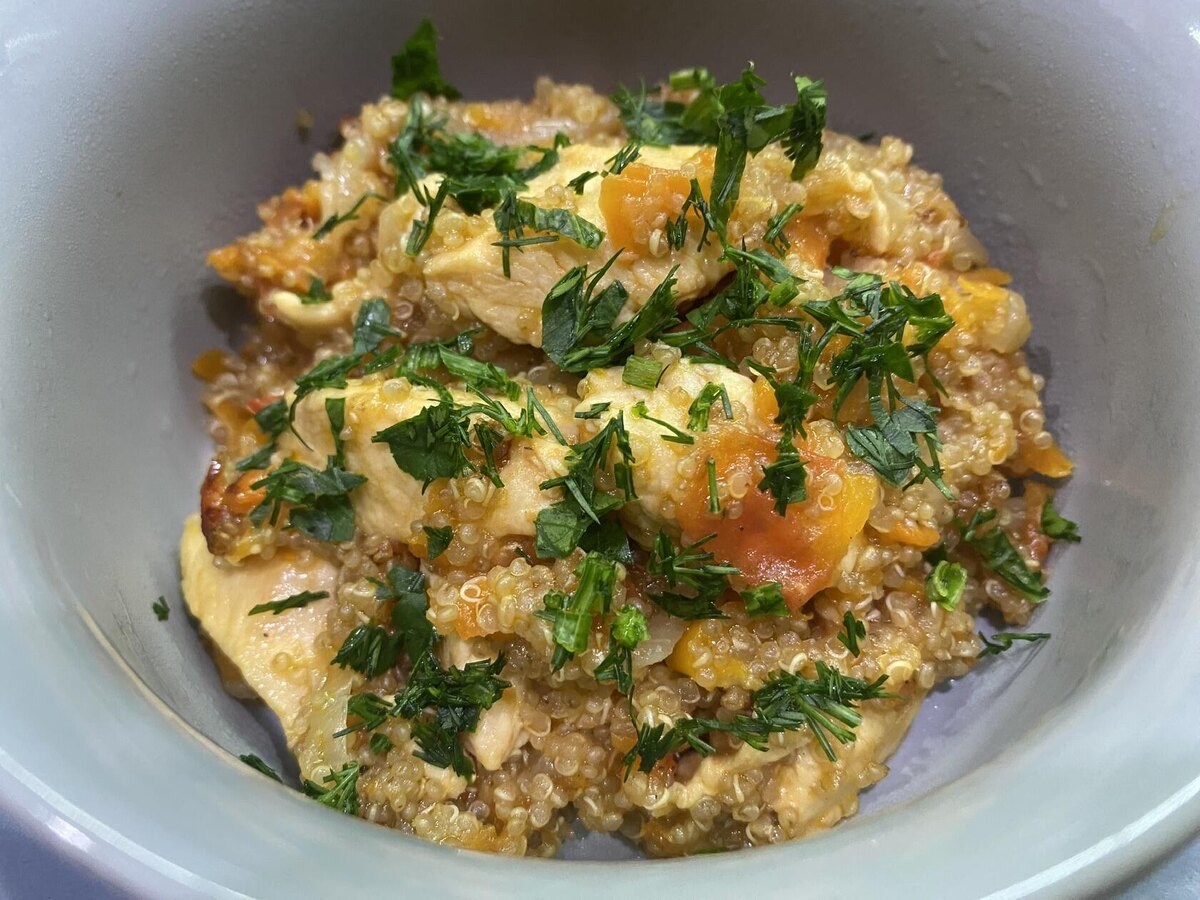 Киноа  с курицей. Фото автора