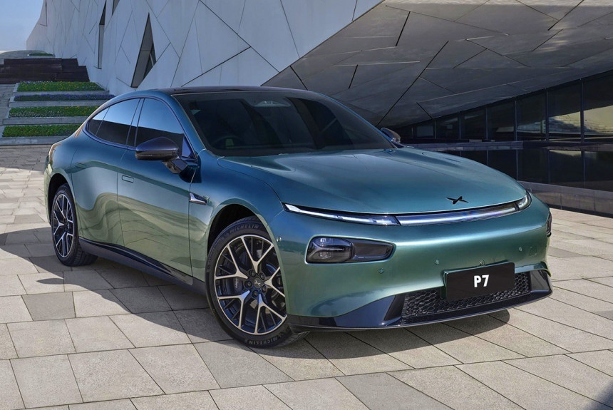 Xpeng P7i внешний вид