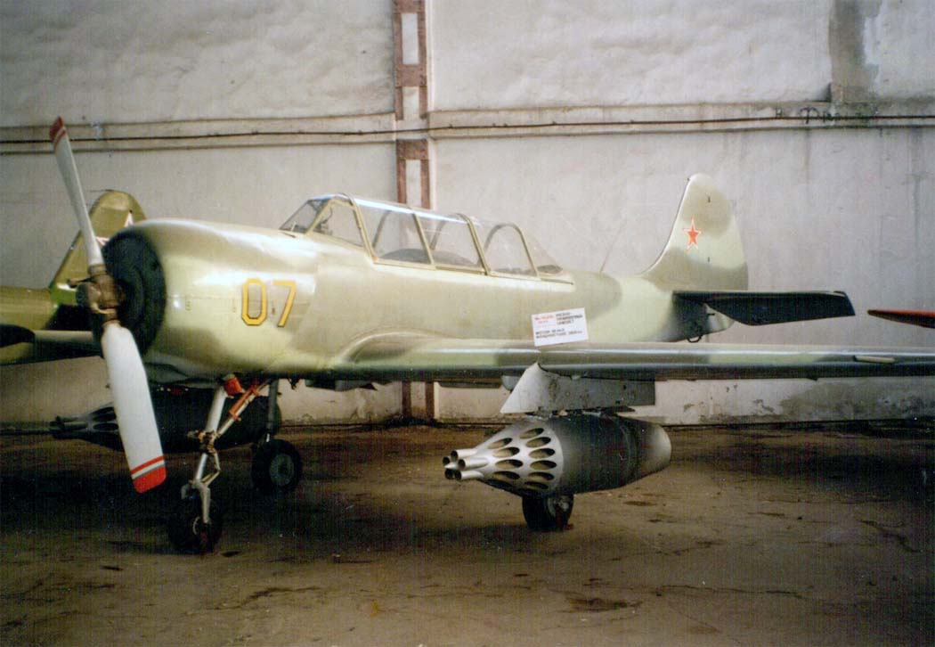 Як-52Б. Фото Евгения Лебедева, источник фото: http://www.airwar.ru/enc/attack/yak52b.html