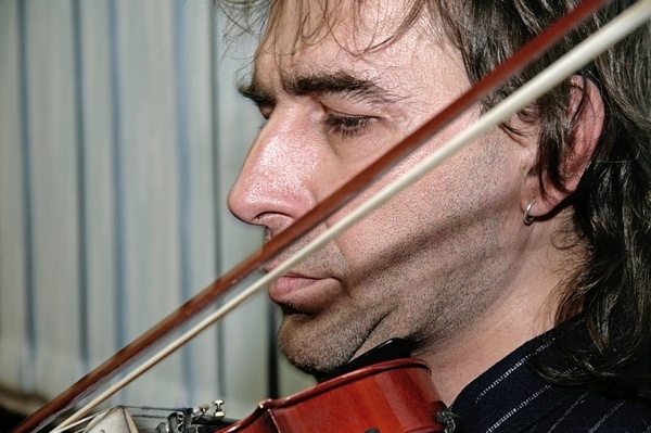 Олег Белоусов, скрипач