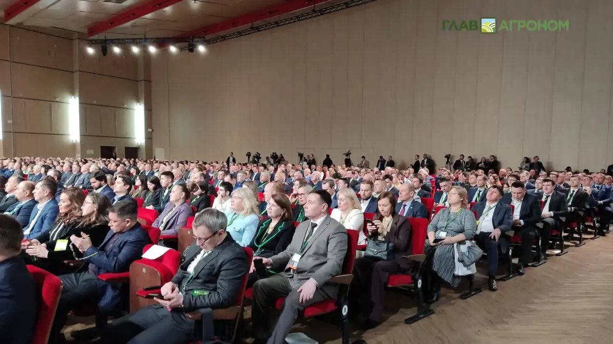 Фото:© Николай Гуцаленко/ Glavagronom.ru
Расширенное заседание итоговой коллегии Министерства сельского хозяйства и продовольствия Республики Татарстан «Итоги работы агропромышленного комплекса за 2024 год и задачи на 2025 год»