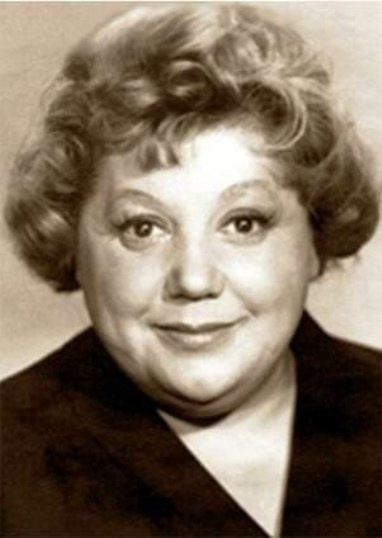 Эмма Трейвас.